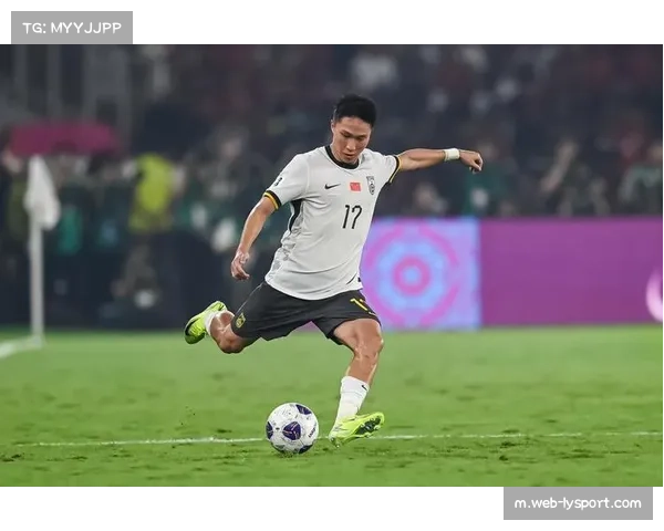 决赛点球决胜时刻,内蒙古队球员眼神坚毅一锤定音